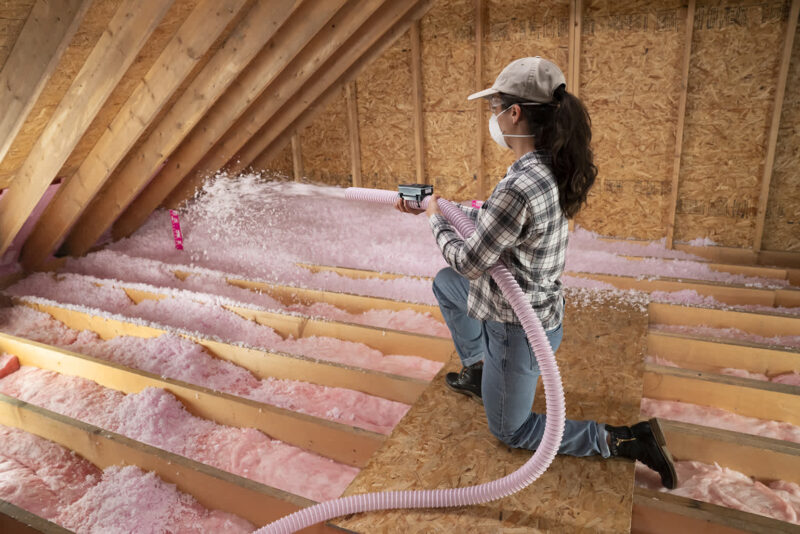 How To Insulate Attic Roof Rafters: Tips For A Cozy And Efficient Home ...